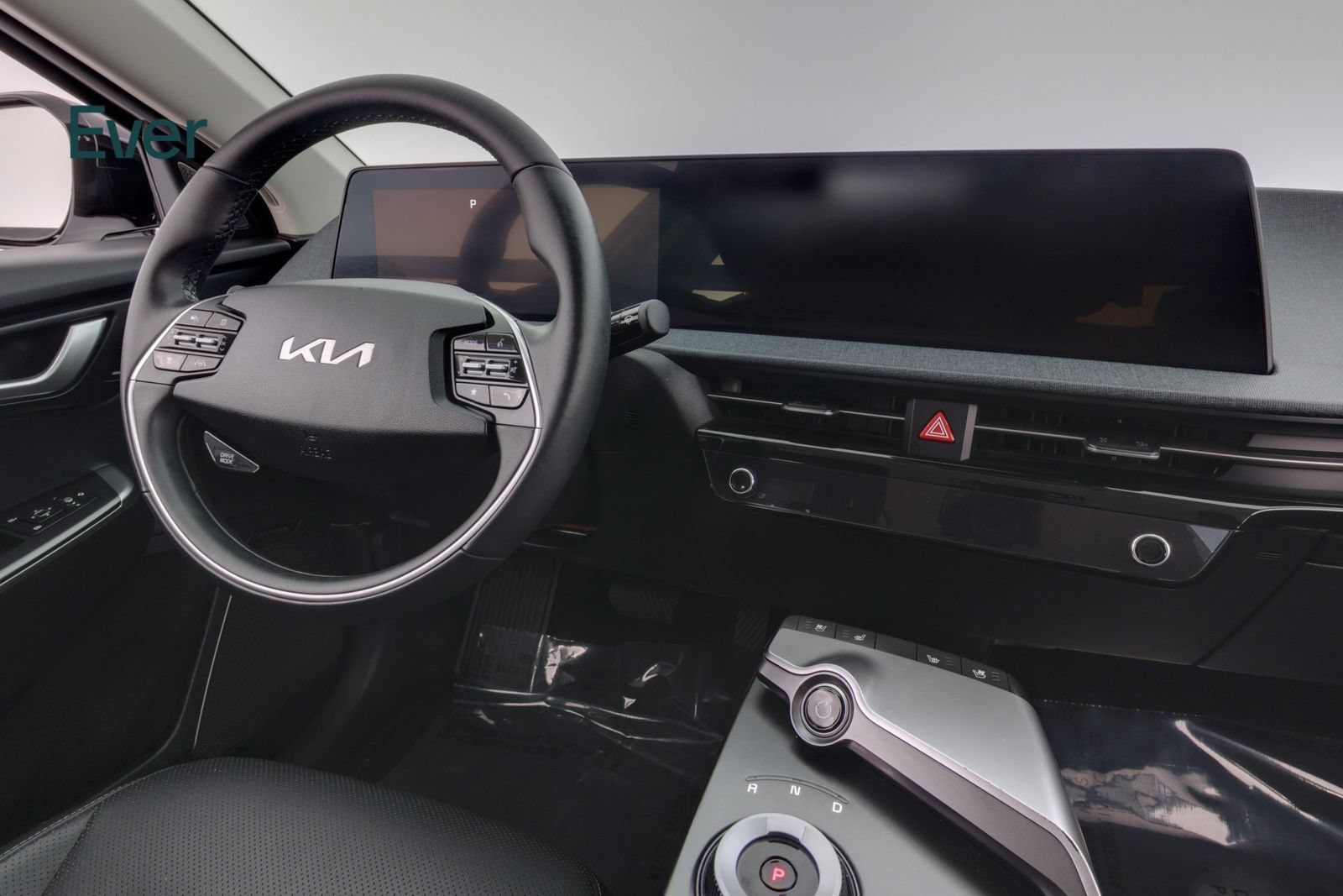 Used 2024 Kia EV6 Wind RWD image 25
