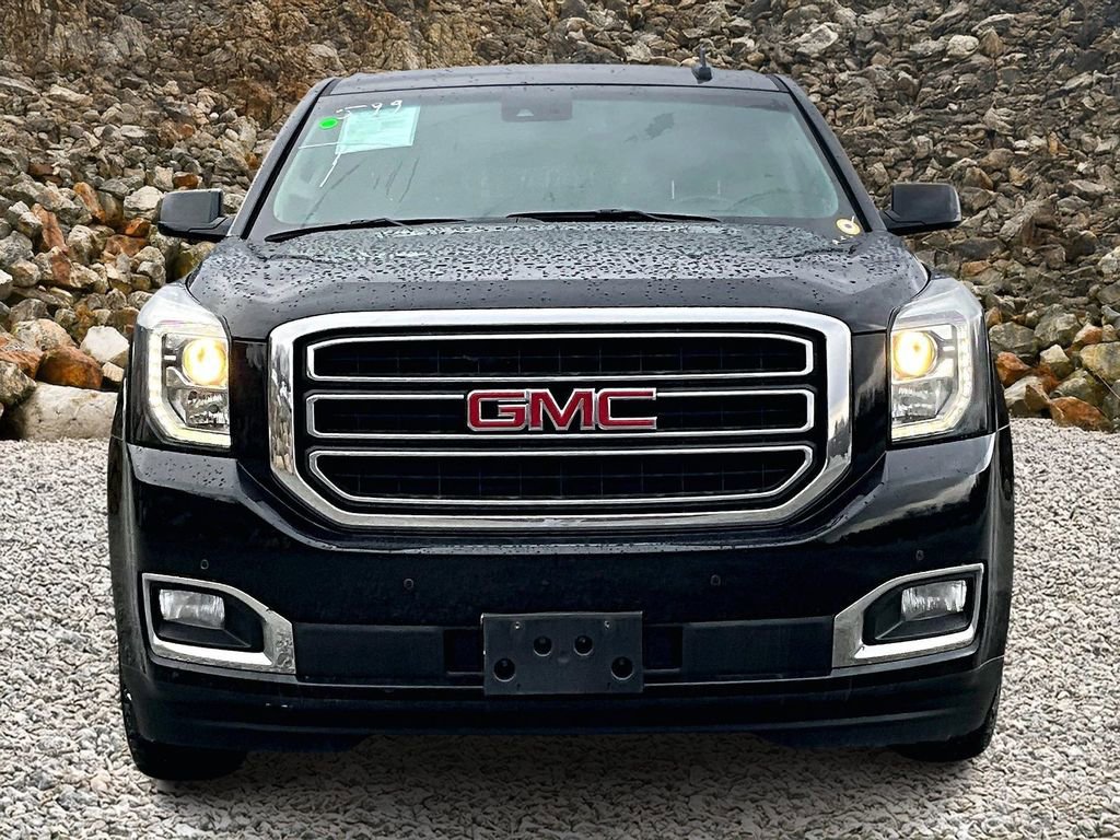 Used 2017 GMC Yukon SLT image 3