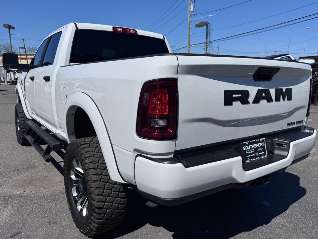 Used 2025 RAM 2500 Big Horn AWD/4WD image 5