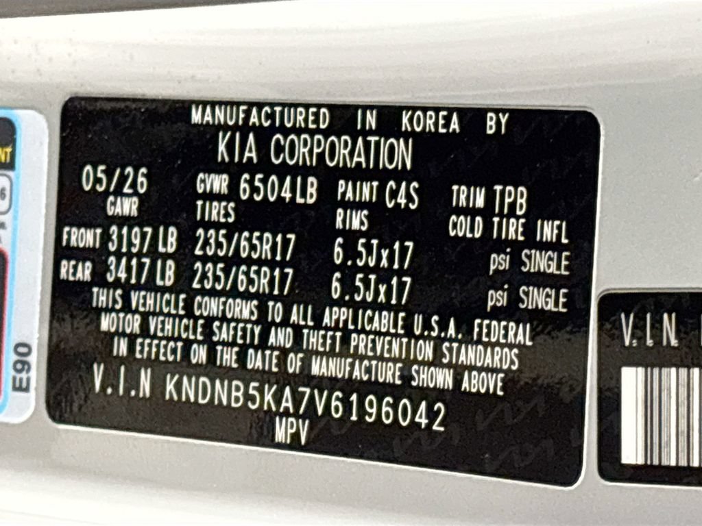 New 2027 Kia Carnival LXS FWD image 24