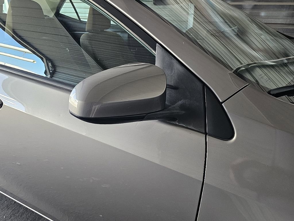 Used 2014 Toyota Corolla LE w/ Driver Convenience Package image 8