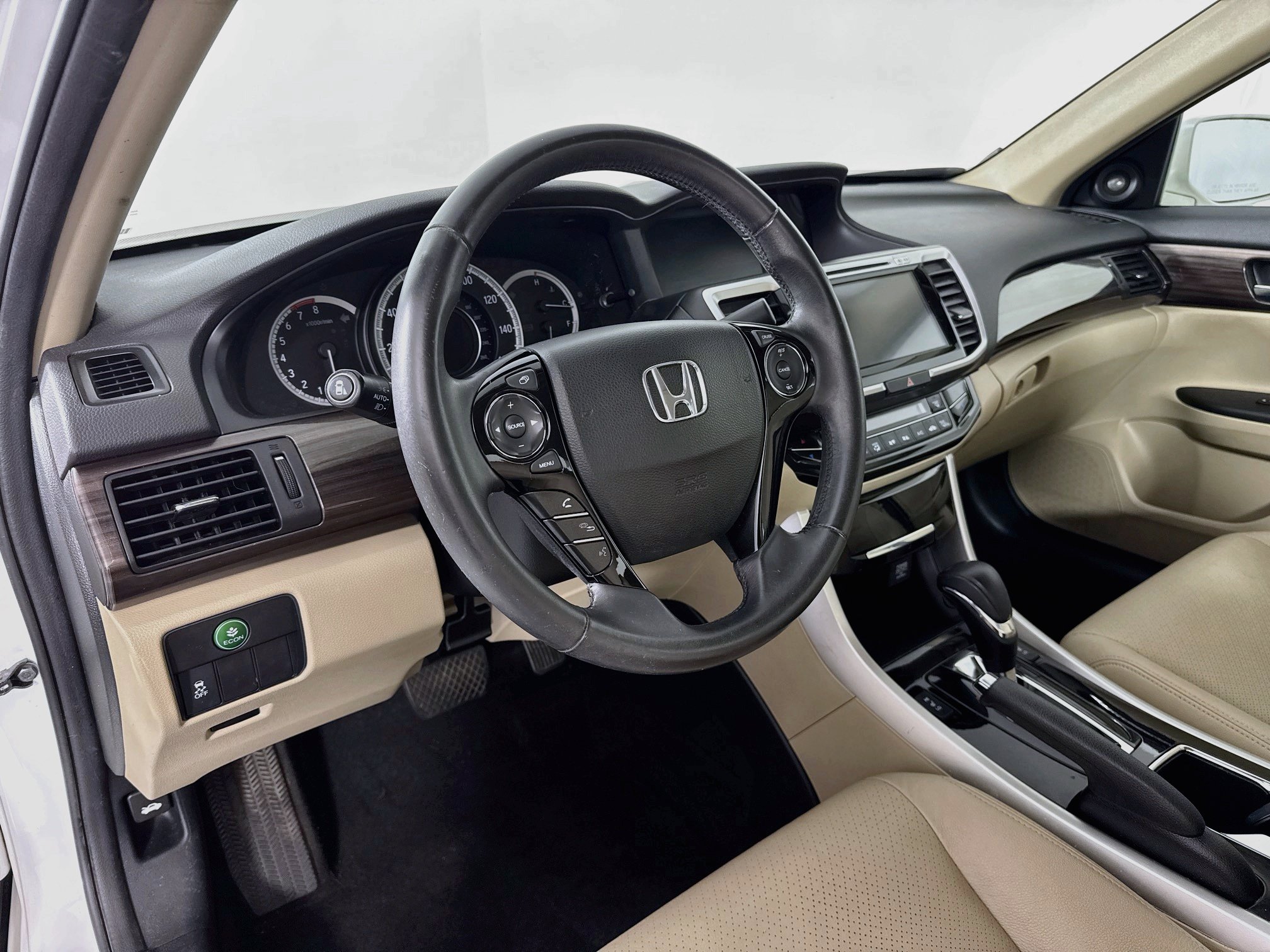 Used 2016 Honda Accord EX-L image 9