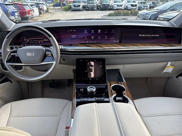 Certified 2025 Cadillac Escalade Premium Luxury Platinum w/ LPO, Floor Liner Package image 18