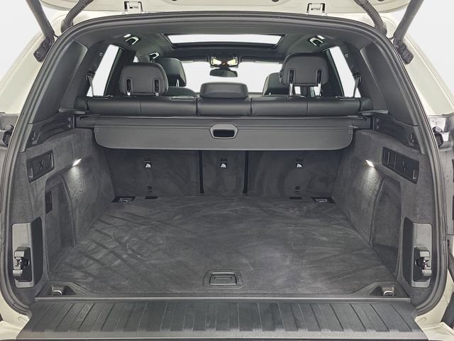 Certified 2025 BMW X5 xDrive40i w/ Climate Comfort Package image 30