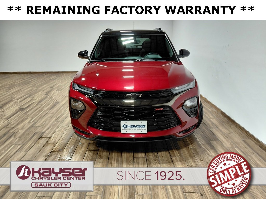 Used 2023 Chevrolet TrailBlazer RS w/ Sun and Liftgate Package image 3