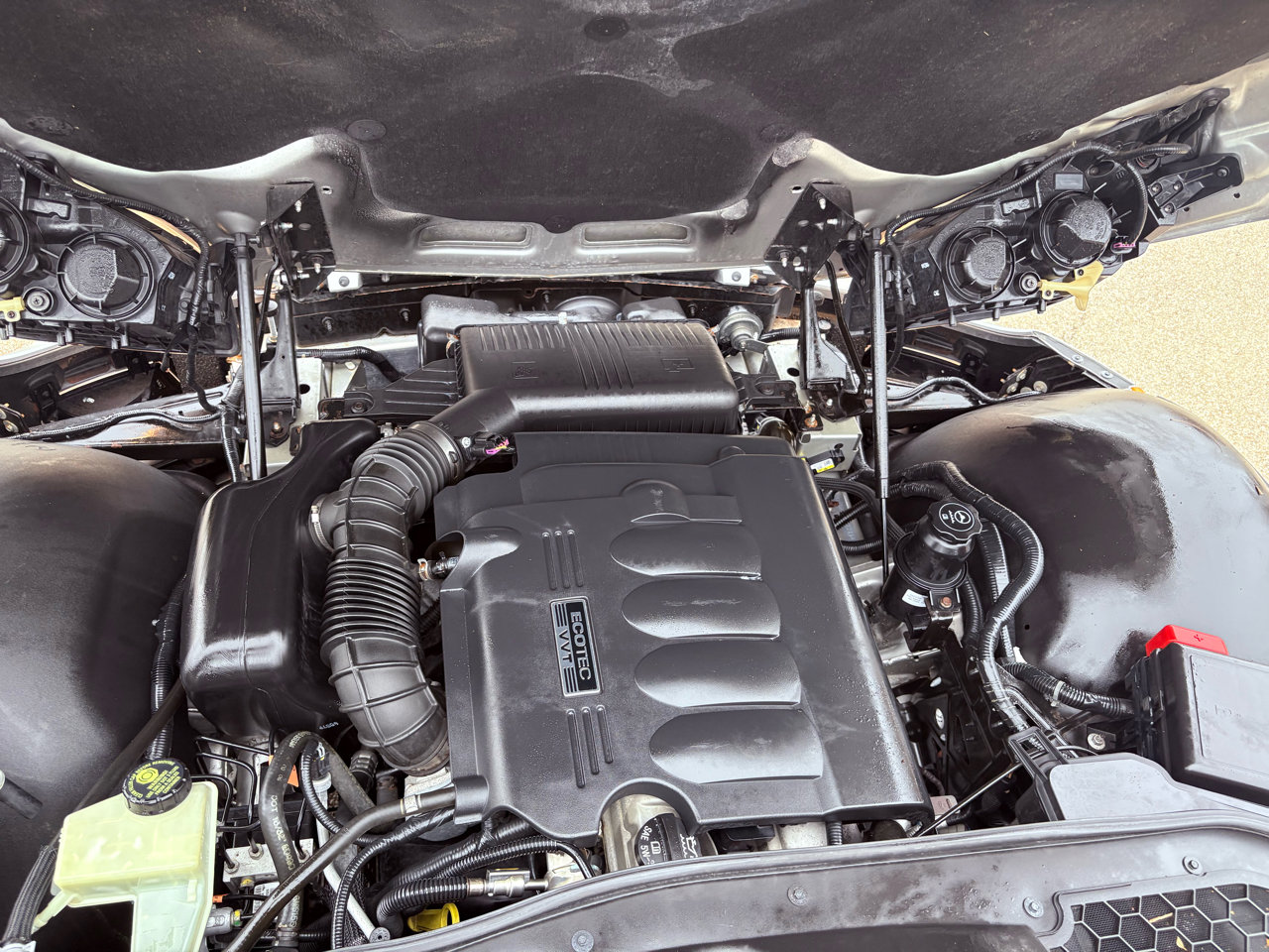 Used 2007 Saturn Sky image 36