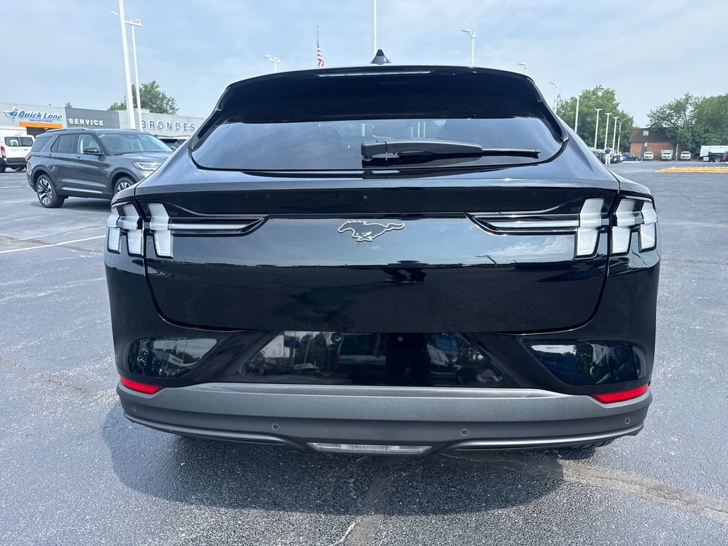 Used 2025 Ford Mustang Mach-E Select AWD/4WD image 9