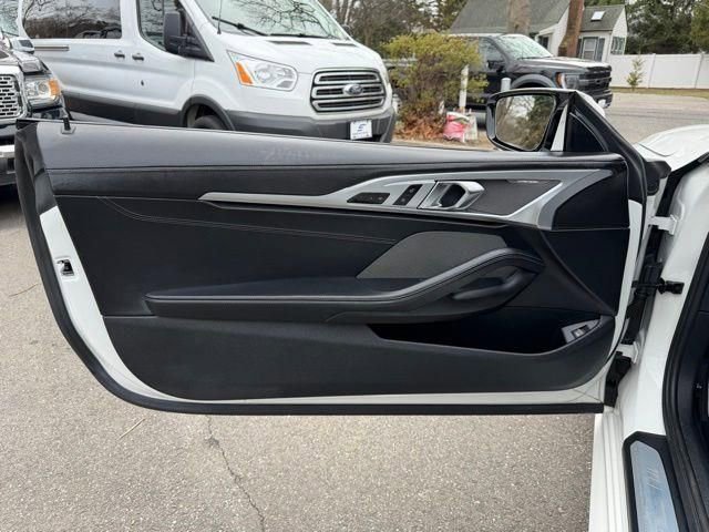 Used 2020 BMW M8 Coupe image 21