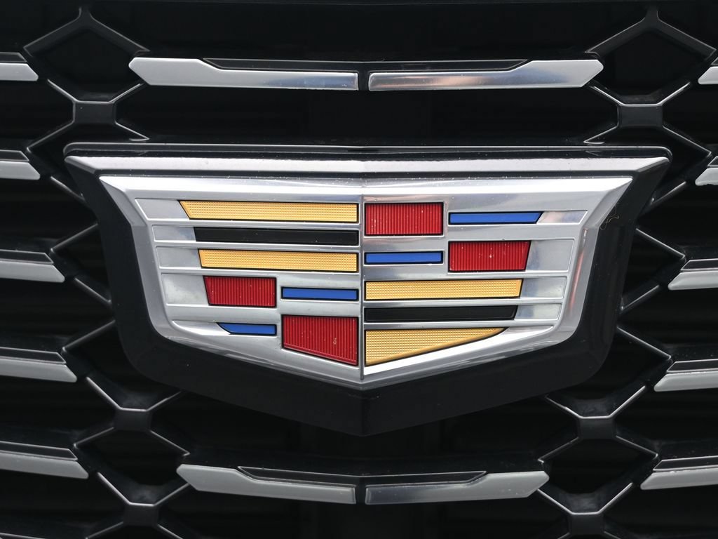 Used 2022 Cadillac XT4 Premium Luxury w/ Safety Alert Package AWD/4WD image 38