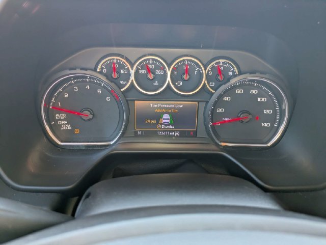 Used 2021 Chevrolet Tahoe Z71 w/ Rear Media and Nav Package AWD/4WD image 29