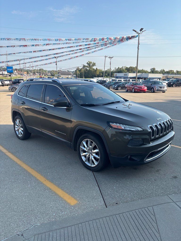 Used 2014 Jeep Cherokee Limited FWD image 2