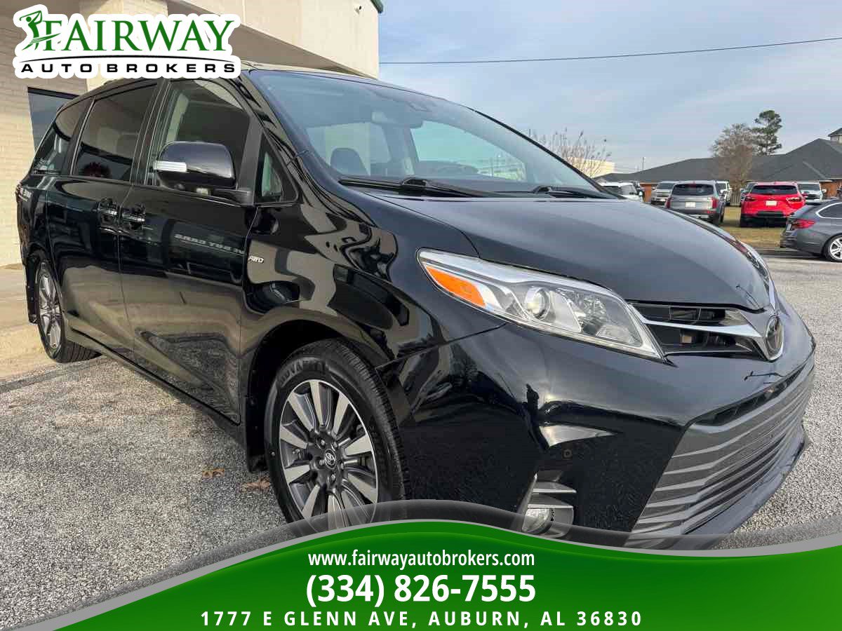 Used 2020 Toyota Sienna Limited Premium w/ Carpet Mat Package AWD/4WD image 4