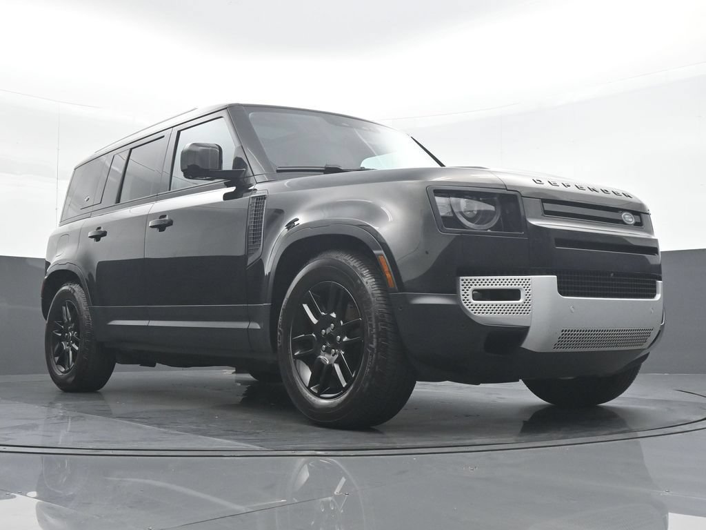 Used 2024 Land Rover Defender 110 S AWD/4WD image 33