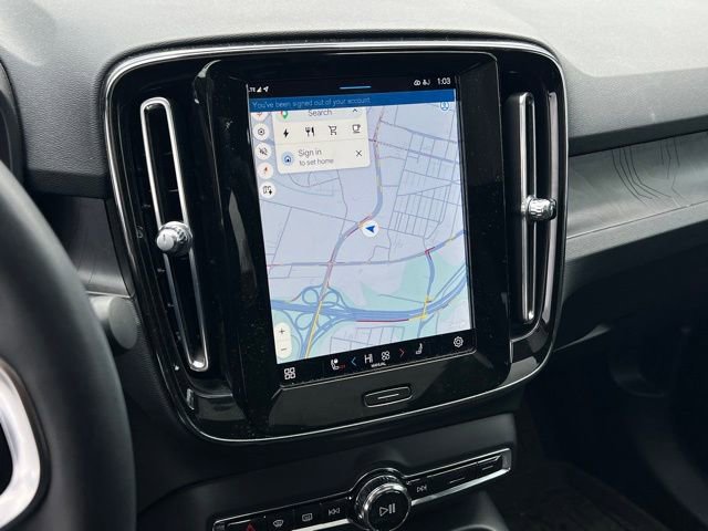 Used 2022 Volvo C40 P8 Recharge Ultimate image 19