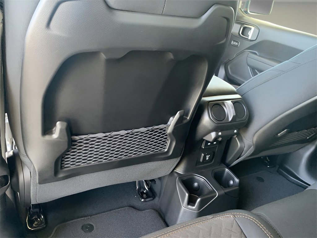 New 2025 Jeep Gladiator Mojave w/ Convenience Group image 35
