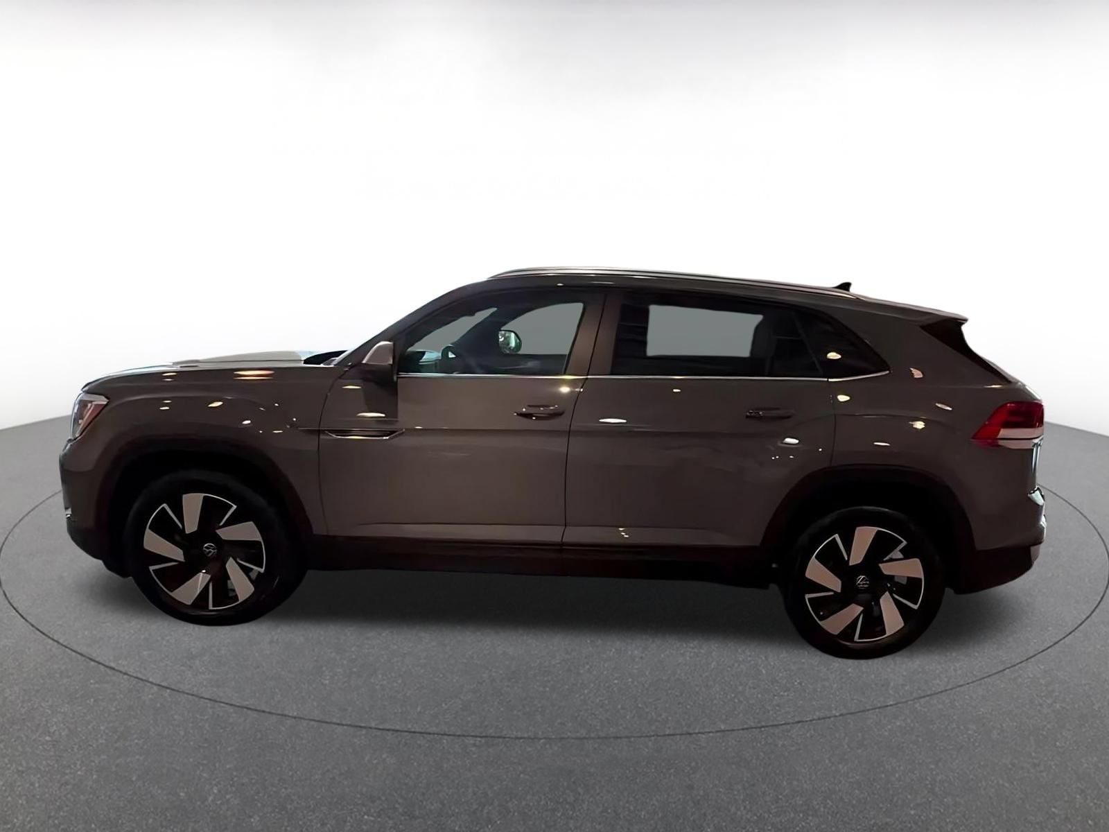 Used 2026 Volkswagen Atlas Cross Sport SE AWD/4WD image 7