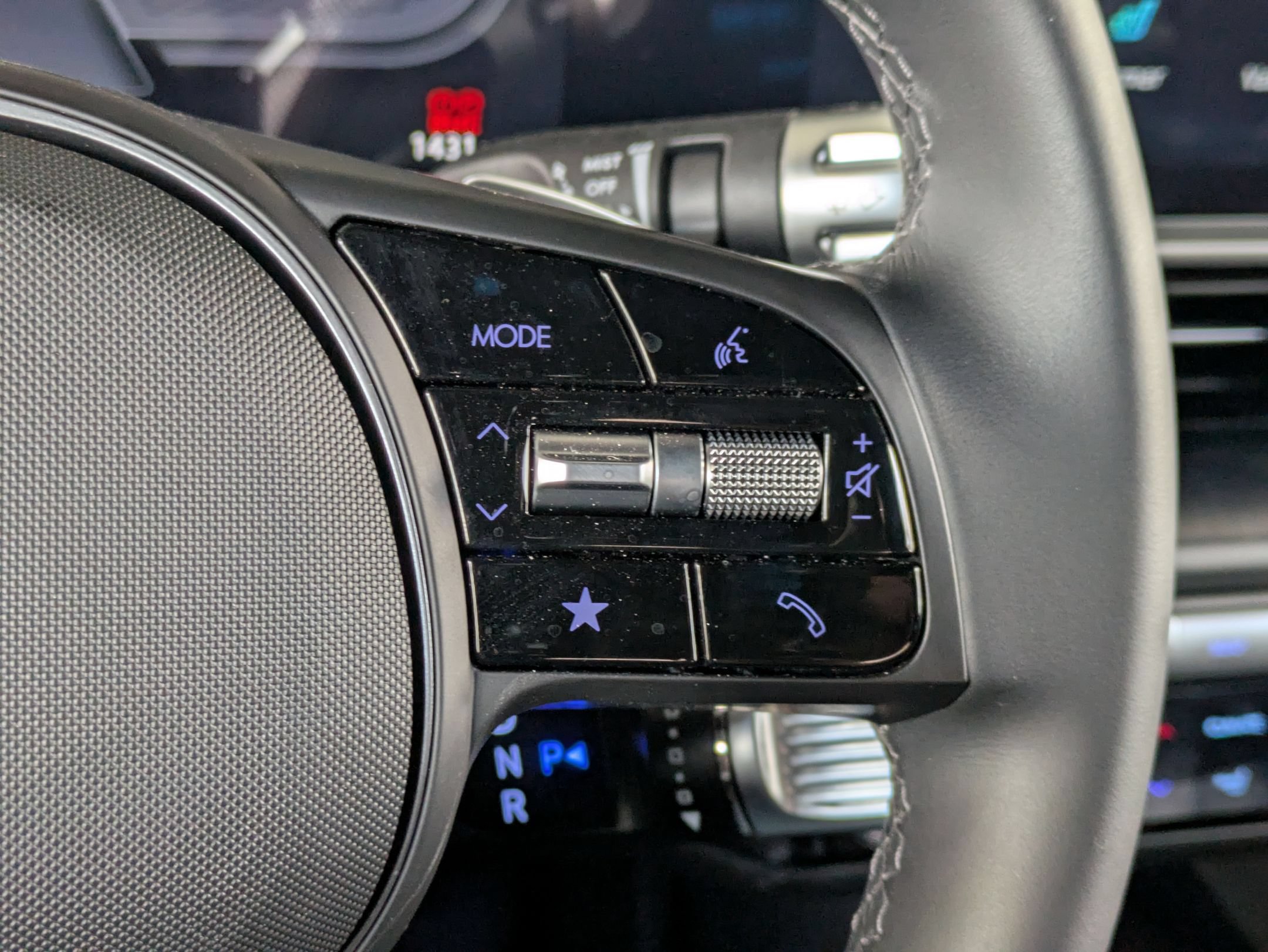 Certified 2025 Hyundai Ioniq 6 SE RWD image 26