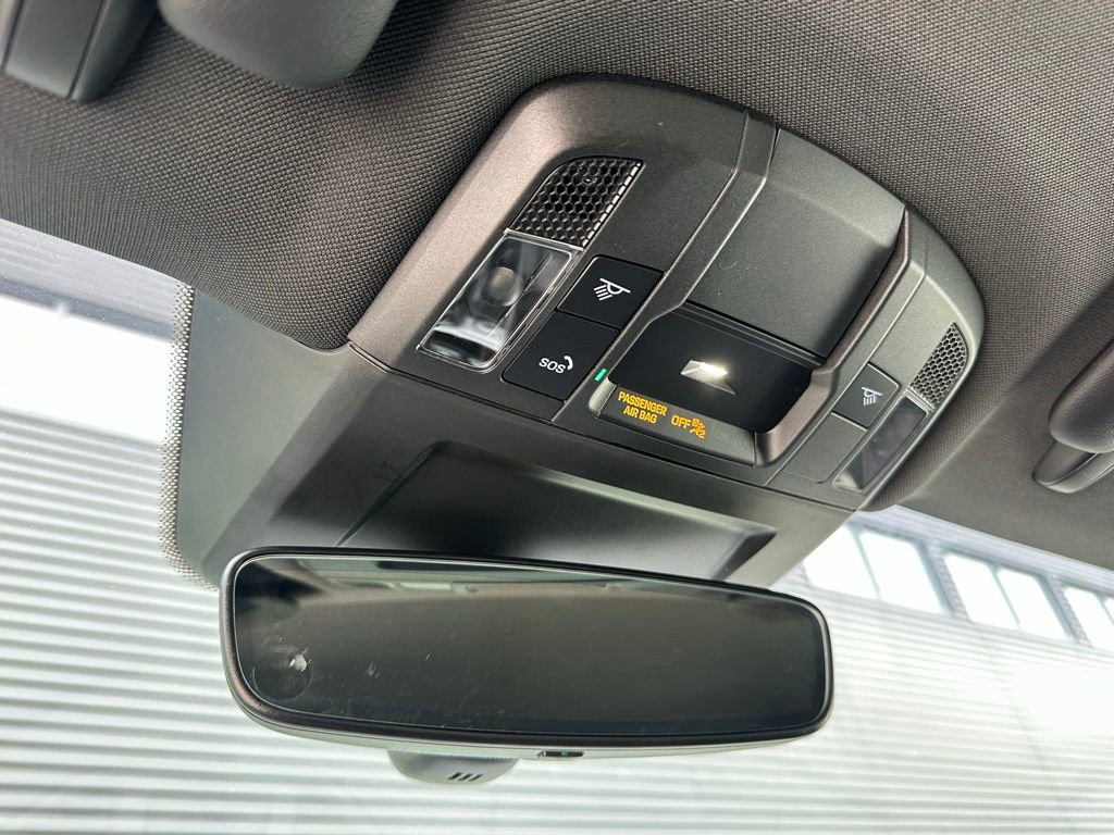 Certified 2024 Porsche 911 Carrera GTS image 30