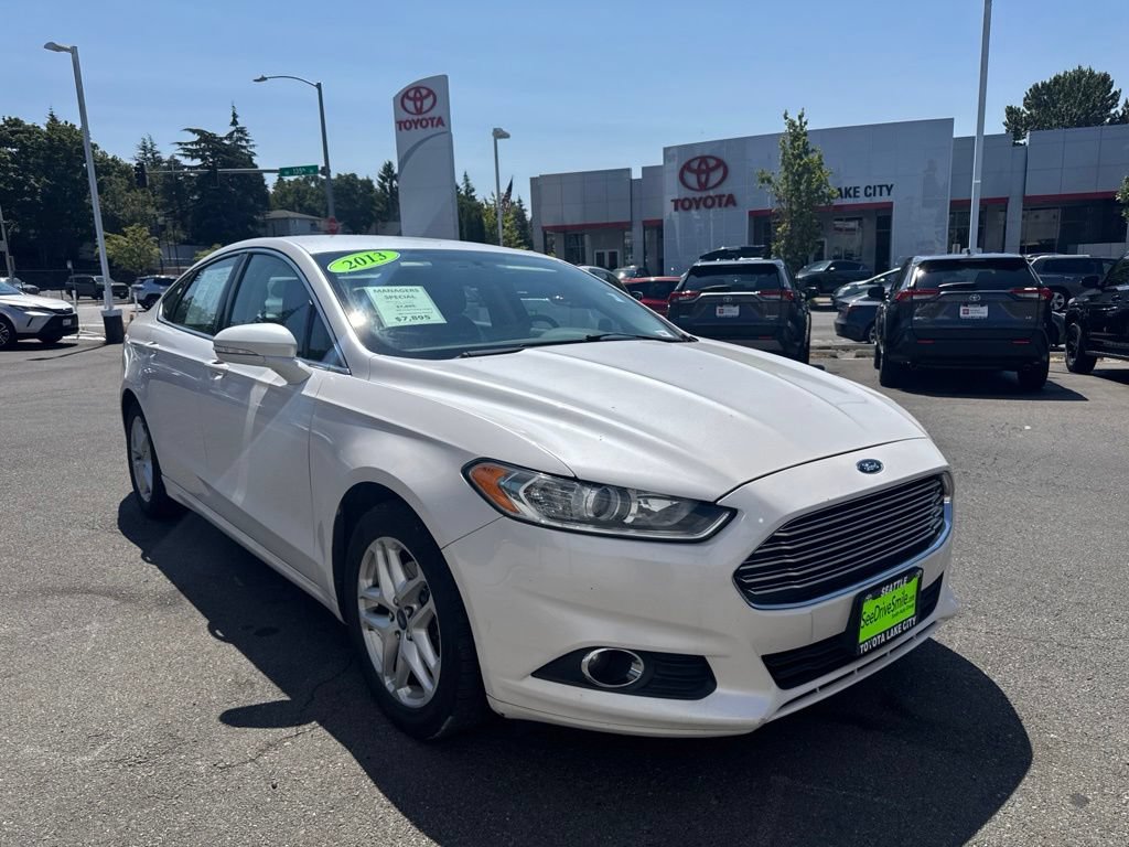 Used 2013 Ford Fusion SE FWD video 1