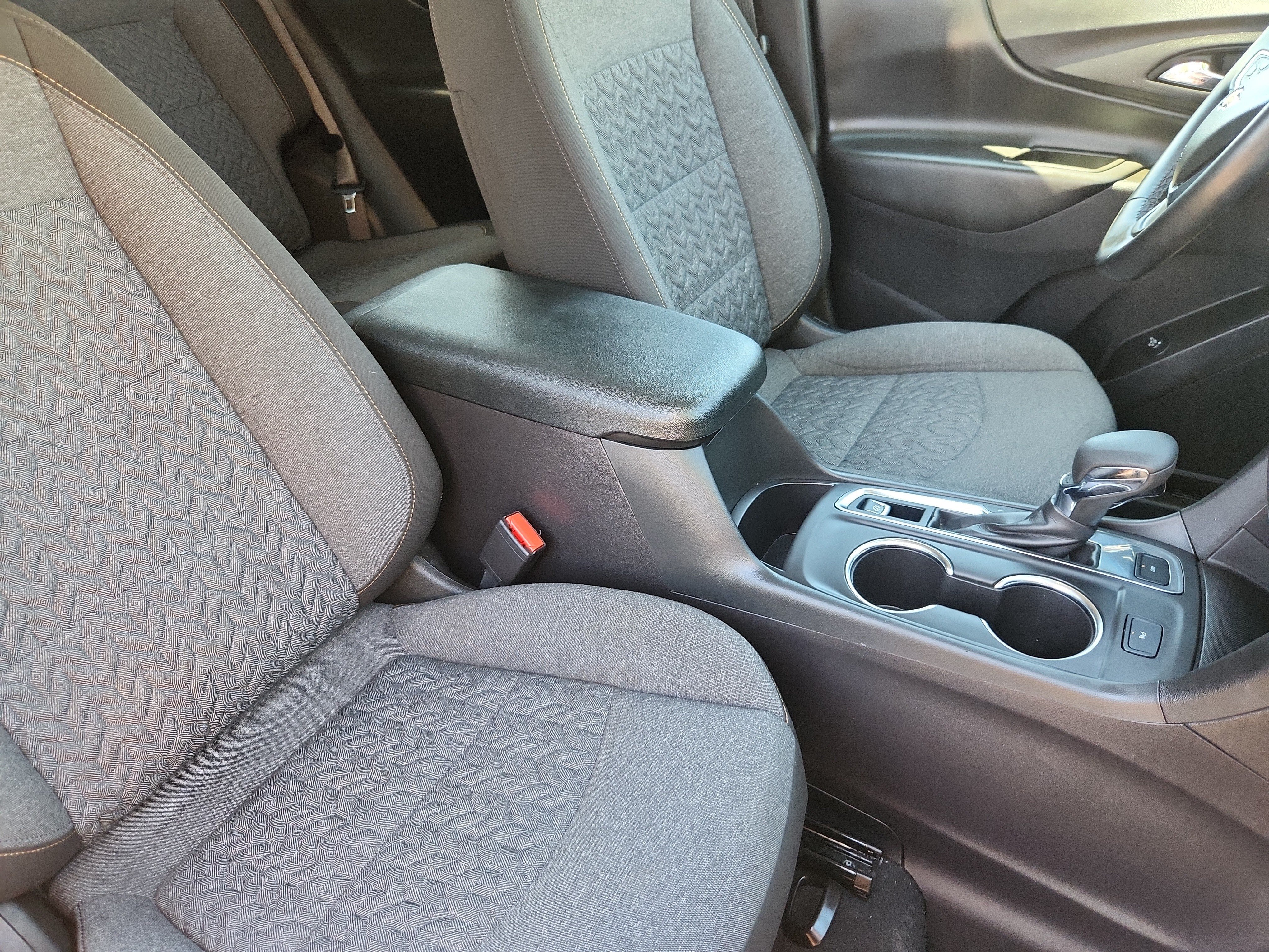 Used 2024 Chevrolet Equinox LT AWD/4WD image 15