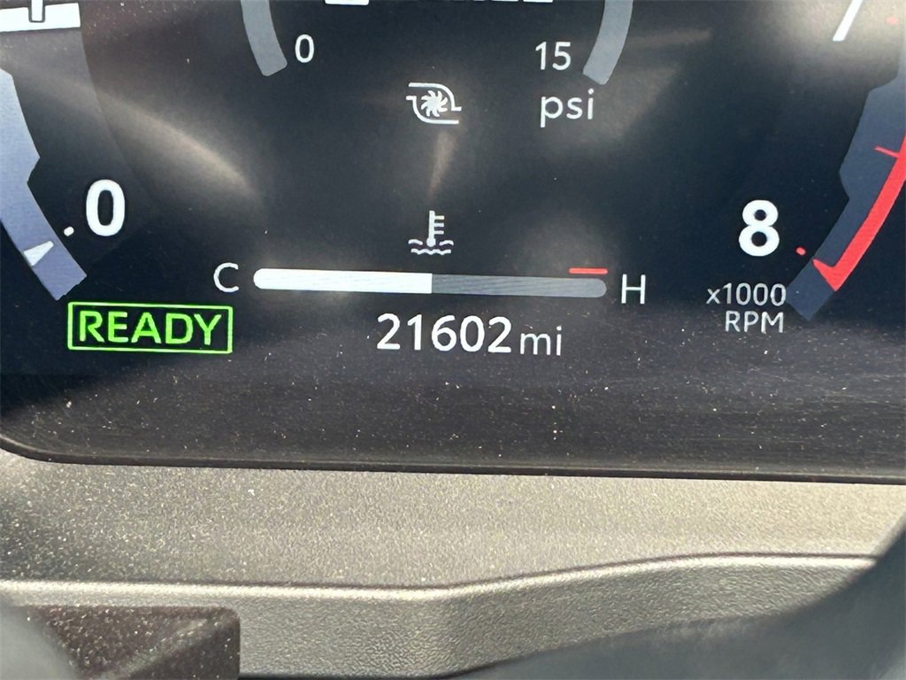 Used 2025 Toyota Land Cruiser image 27