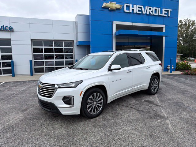 Used 2023 Chevrolet Traverse Premier w/ LPO, Floor Liner Package AWD/4WD image 2