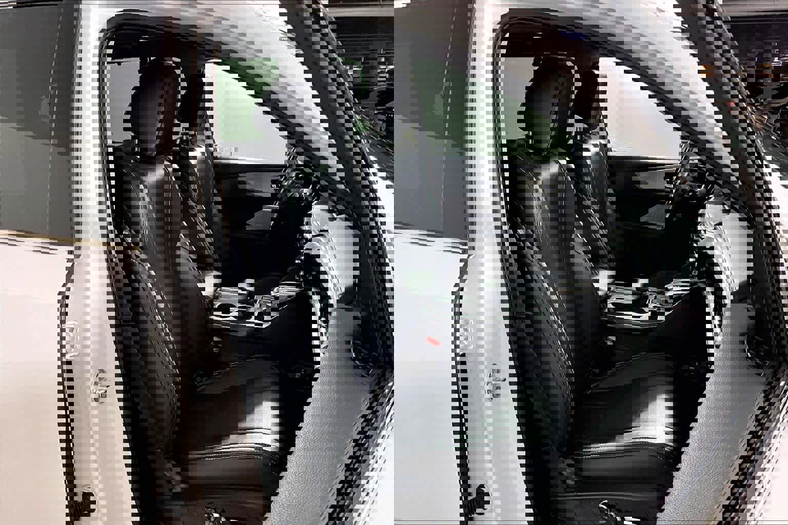 Used 2023 Acura MDX SH-AWD w/ Technology Package image 8