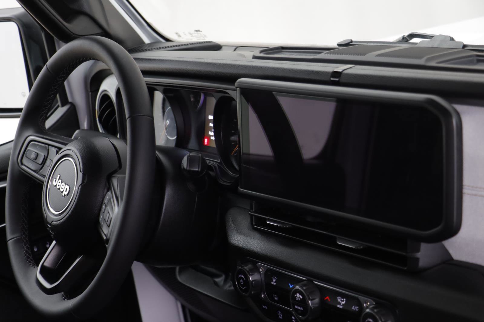 Used 2025 Jeep Gladiator Sport image 22