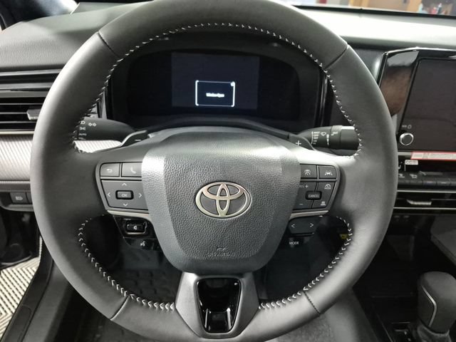 New 2026 Toyota Camry SE FWD image 11