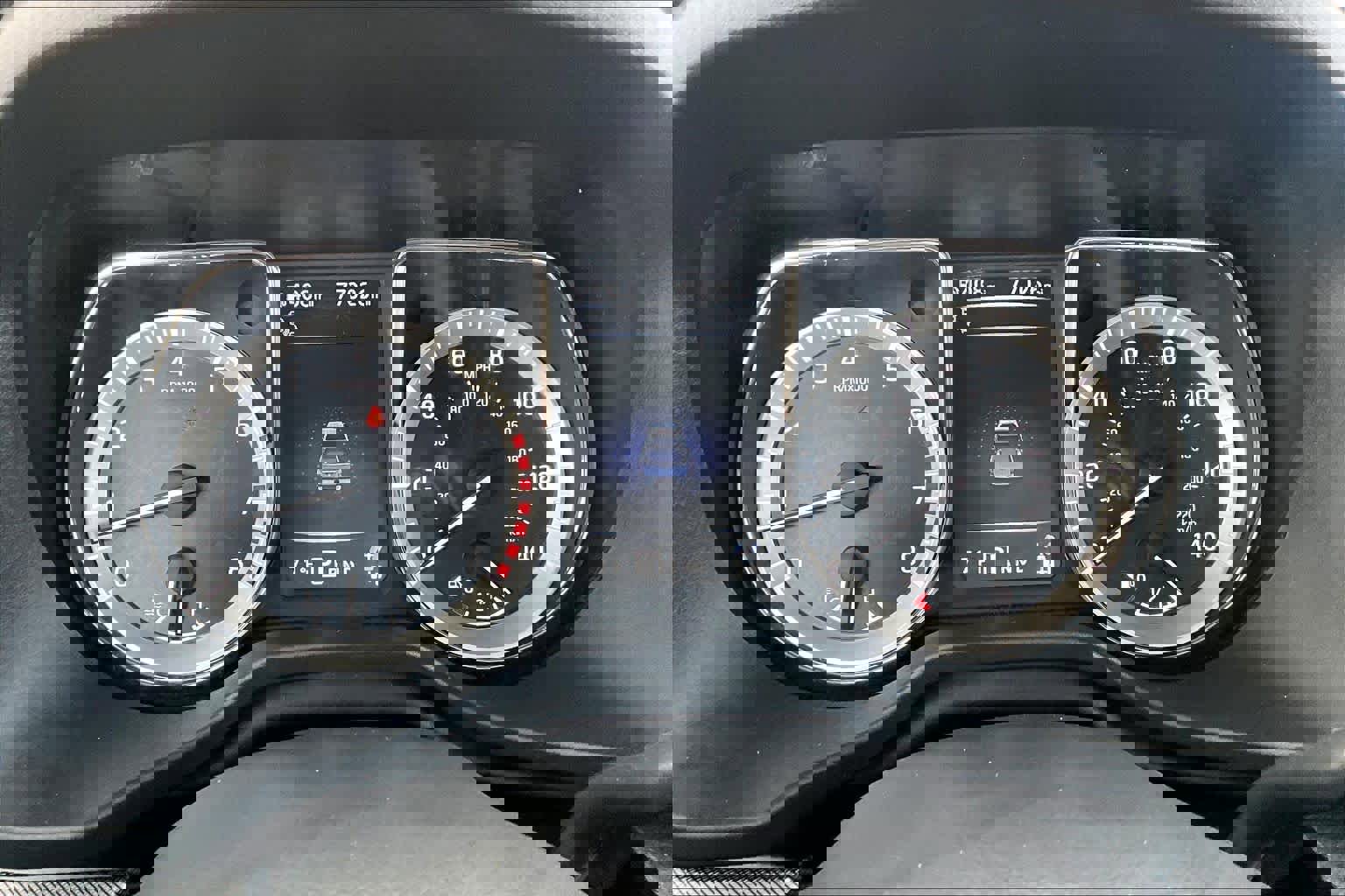 Used 2017 Nissan Titan PRO-4X image 25