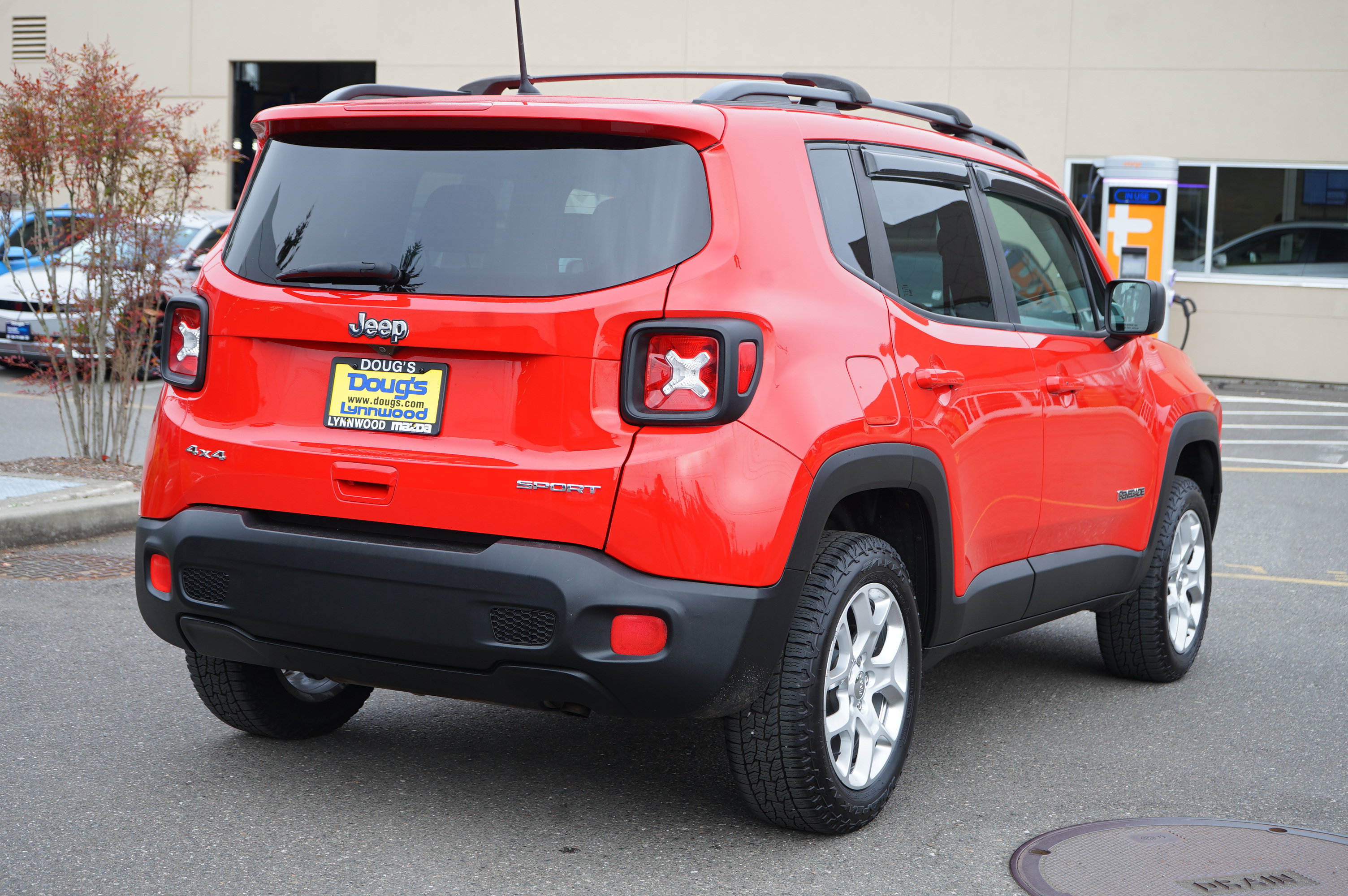 Used 2018 Jeep Renegade Sport w/ Power & Air Group AWD/4WD image 3