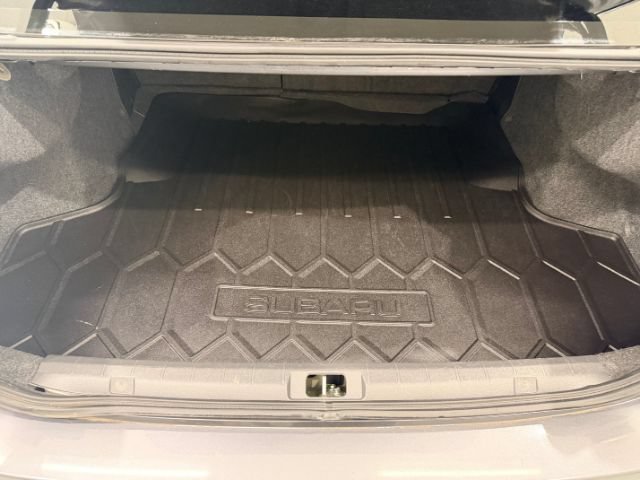 Used 2018 Subaru Impreza 2.0i AWD/4WD image 30