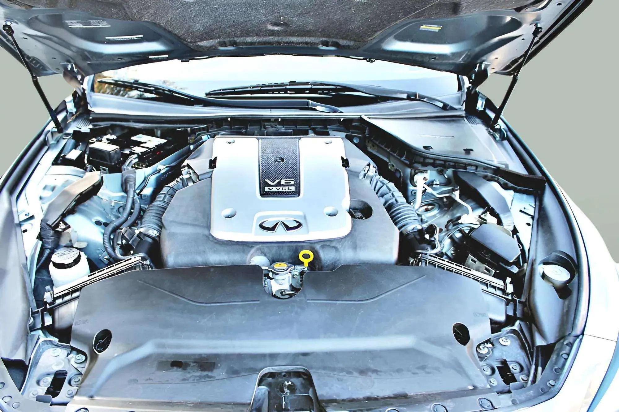 Used 2014 INFINITI Q50 Premium w/ Navigation Package RWD image 31