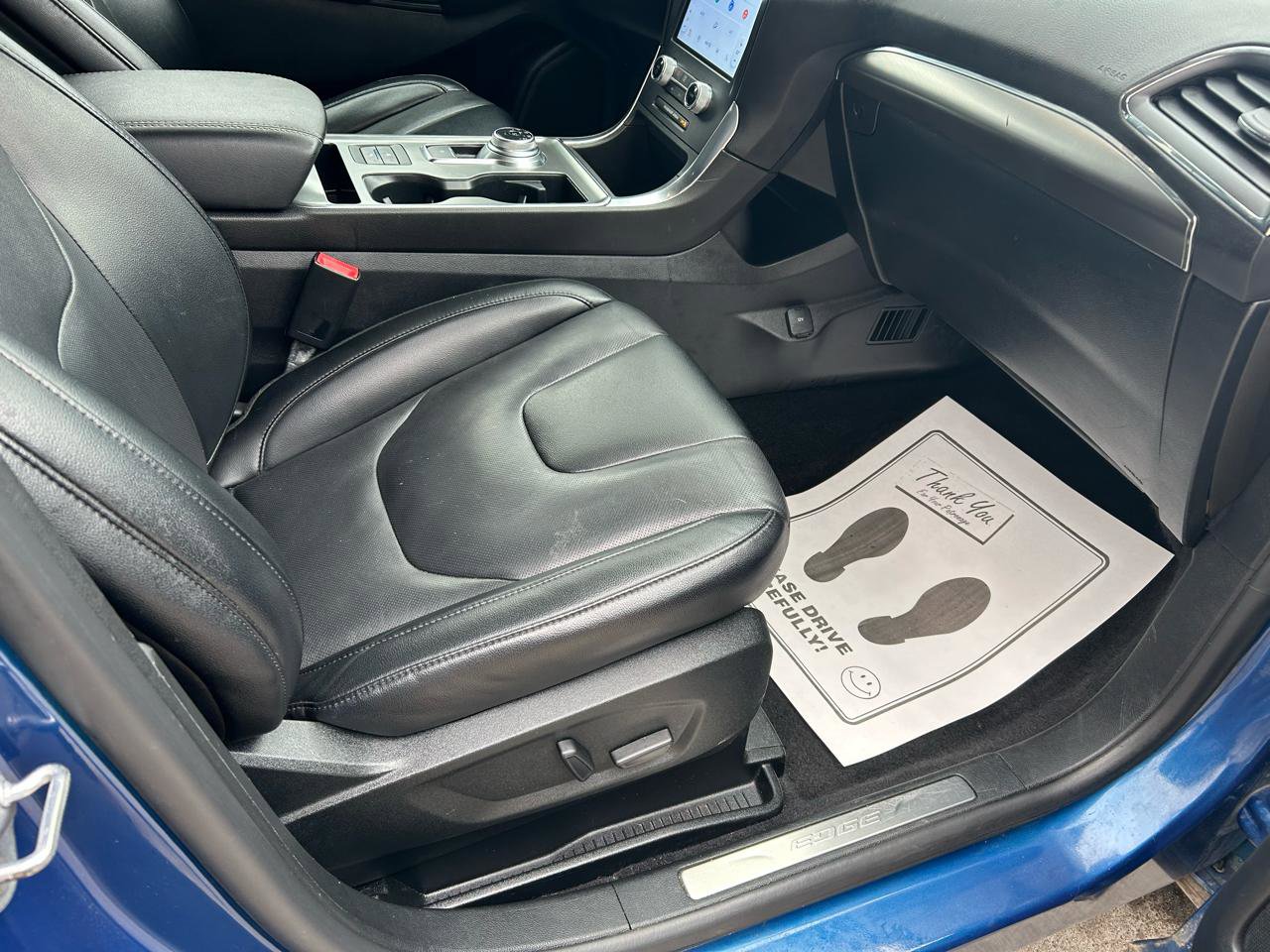 Used 2022 Ford Edge Titanium w/ Equipment Group 301A image 12