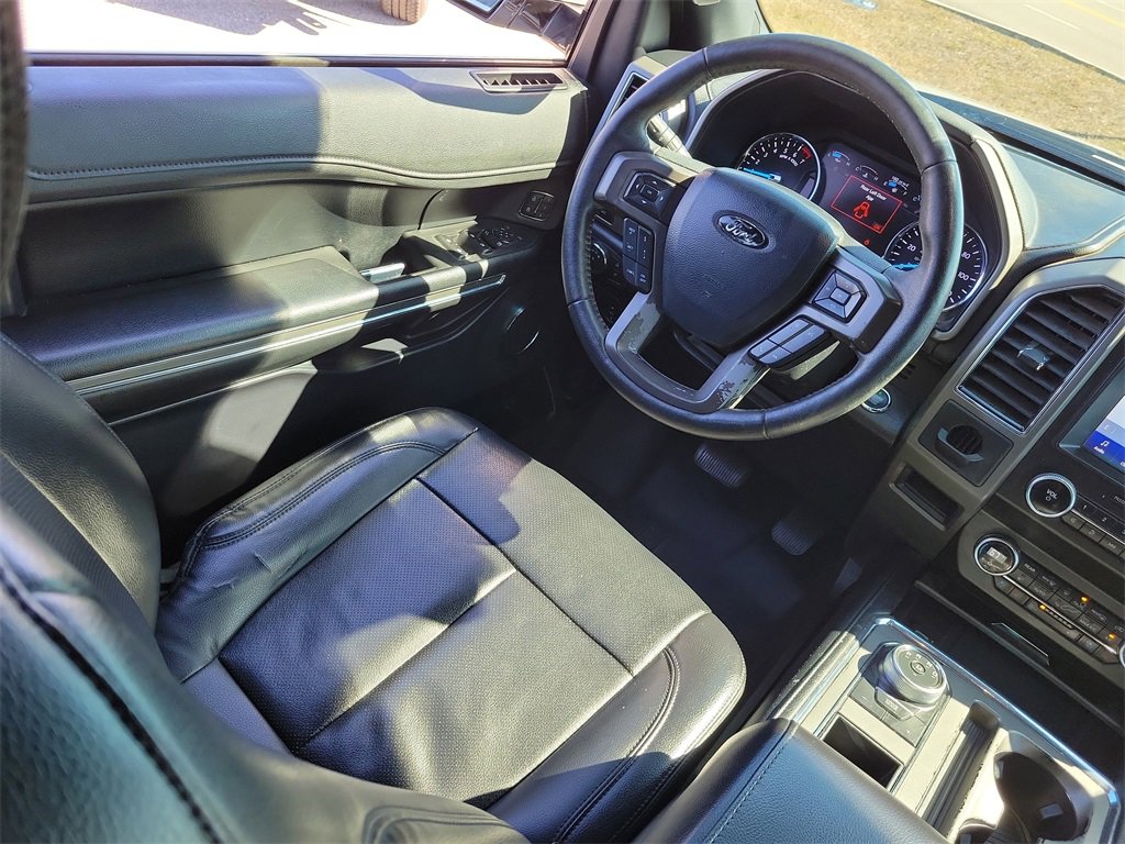 Used 2019 Ford Expedition XLT w/ Equipment Group 202A image 17