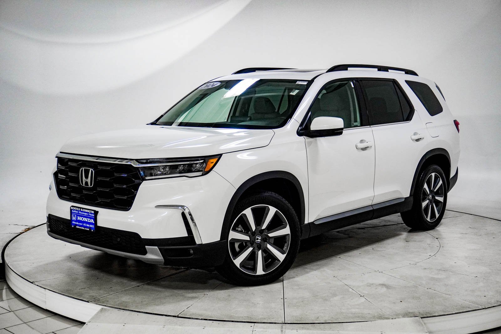 Used 2024 Honda Pilot Touring