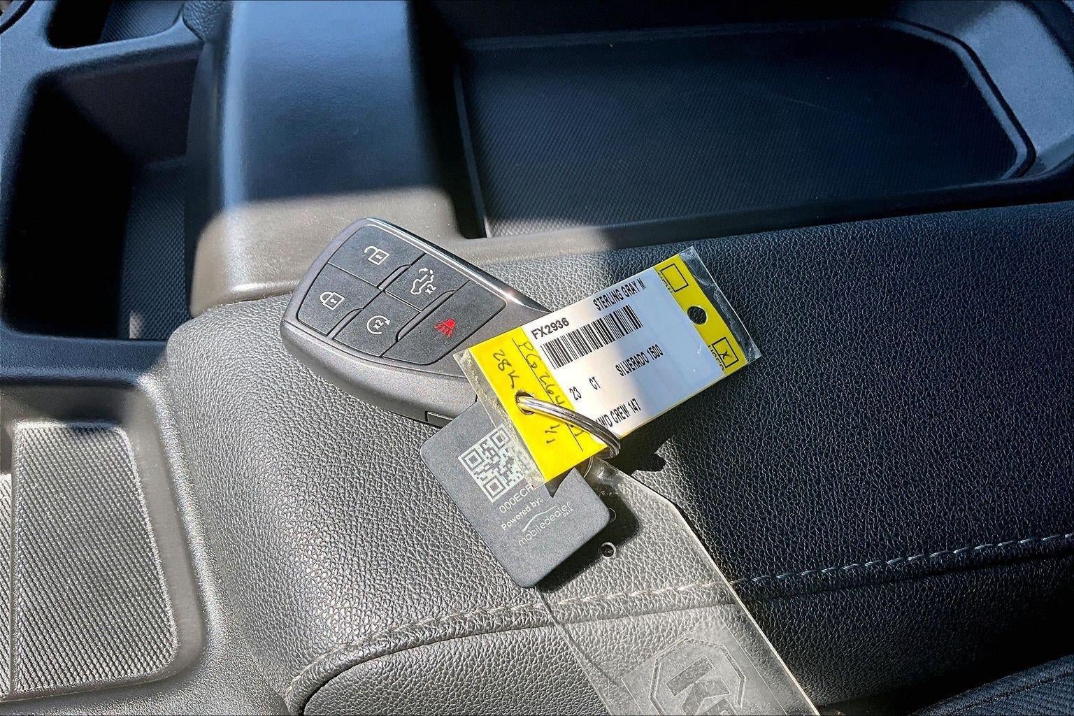 Used 2023 Chevrolet Silverado 1500 LT AWD/4WD image 12