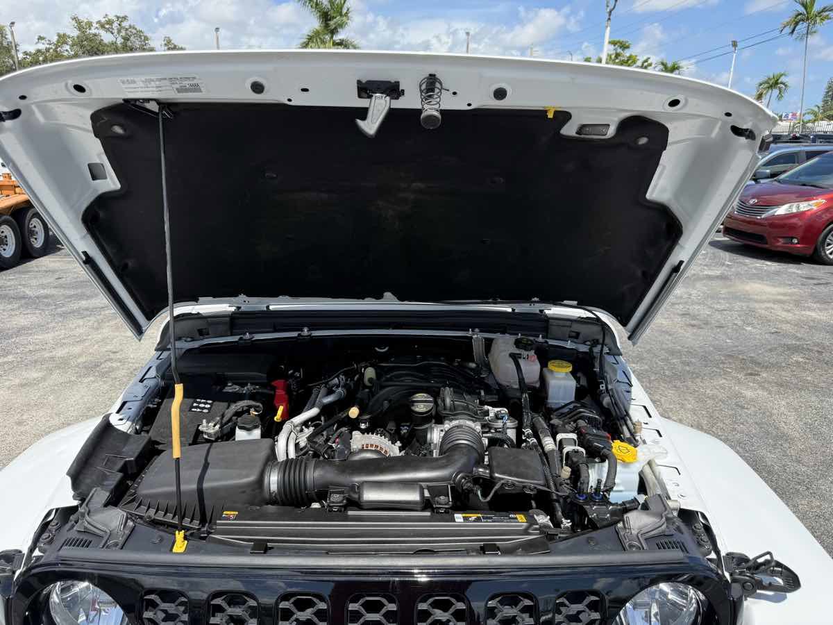 Used 2023 Jeep Gladiator Sport AWD/4WD image 43
