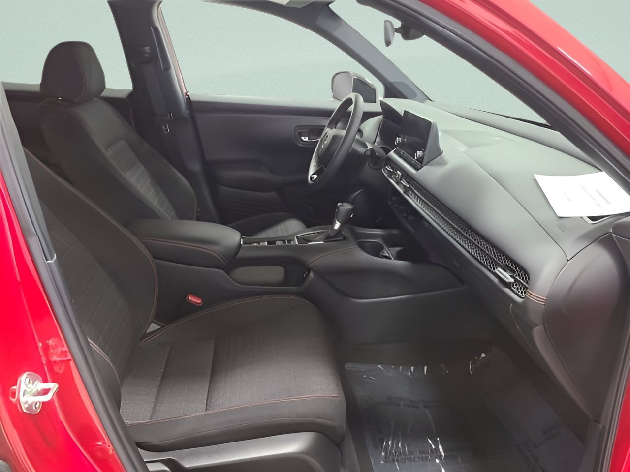 Used 2024 Honda HR-V Sport image 12