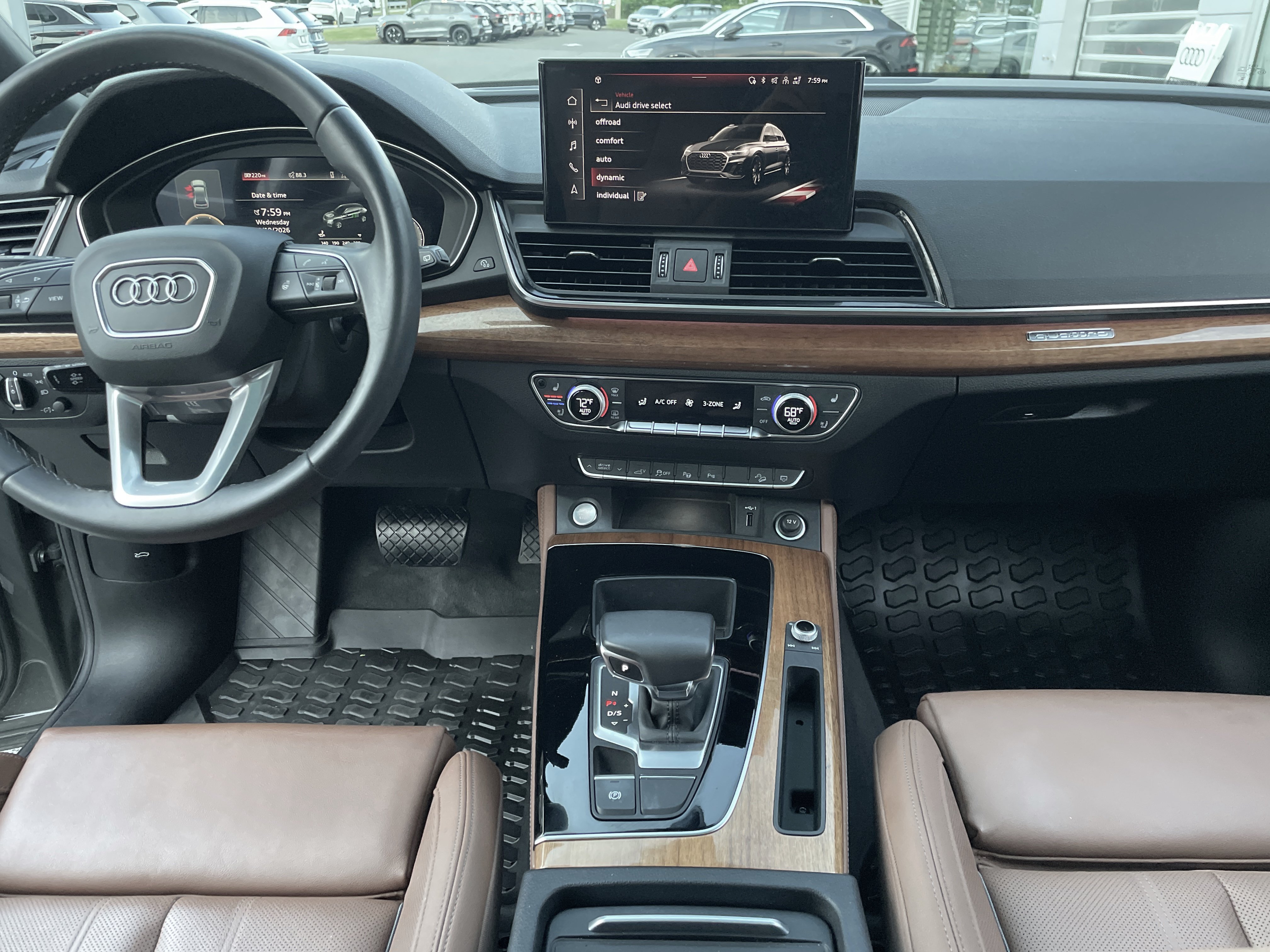 Certified 2023 Audi Q5 e Prestige w/ Prestige Package AWD/4WD image 8