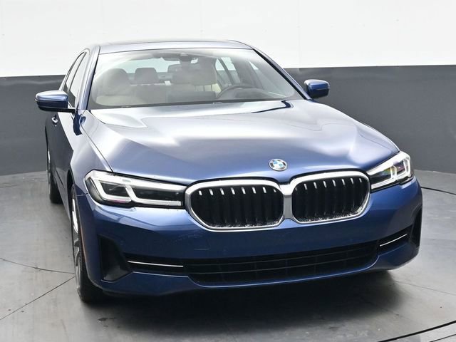 Used 2023 BMW 530i w/ Premium Package image 11