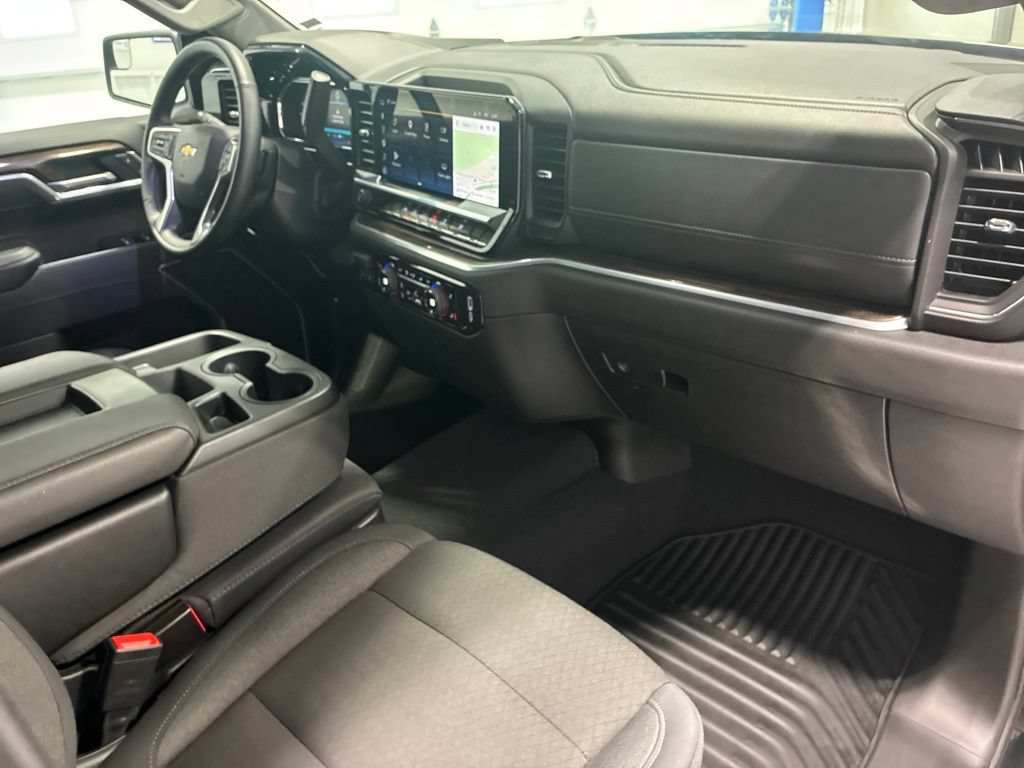 Used 2026 Chevrolet Silverado 1500 LT AWD/4WD image 42