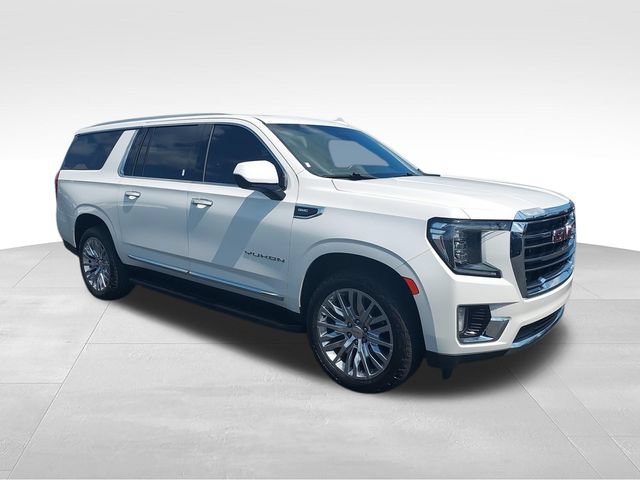 Used 2023 GMC Yukon XL SLT AWD/4WD image 2