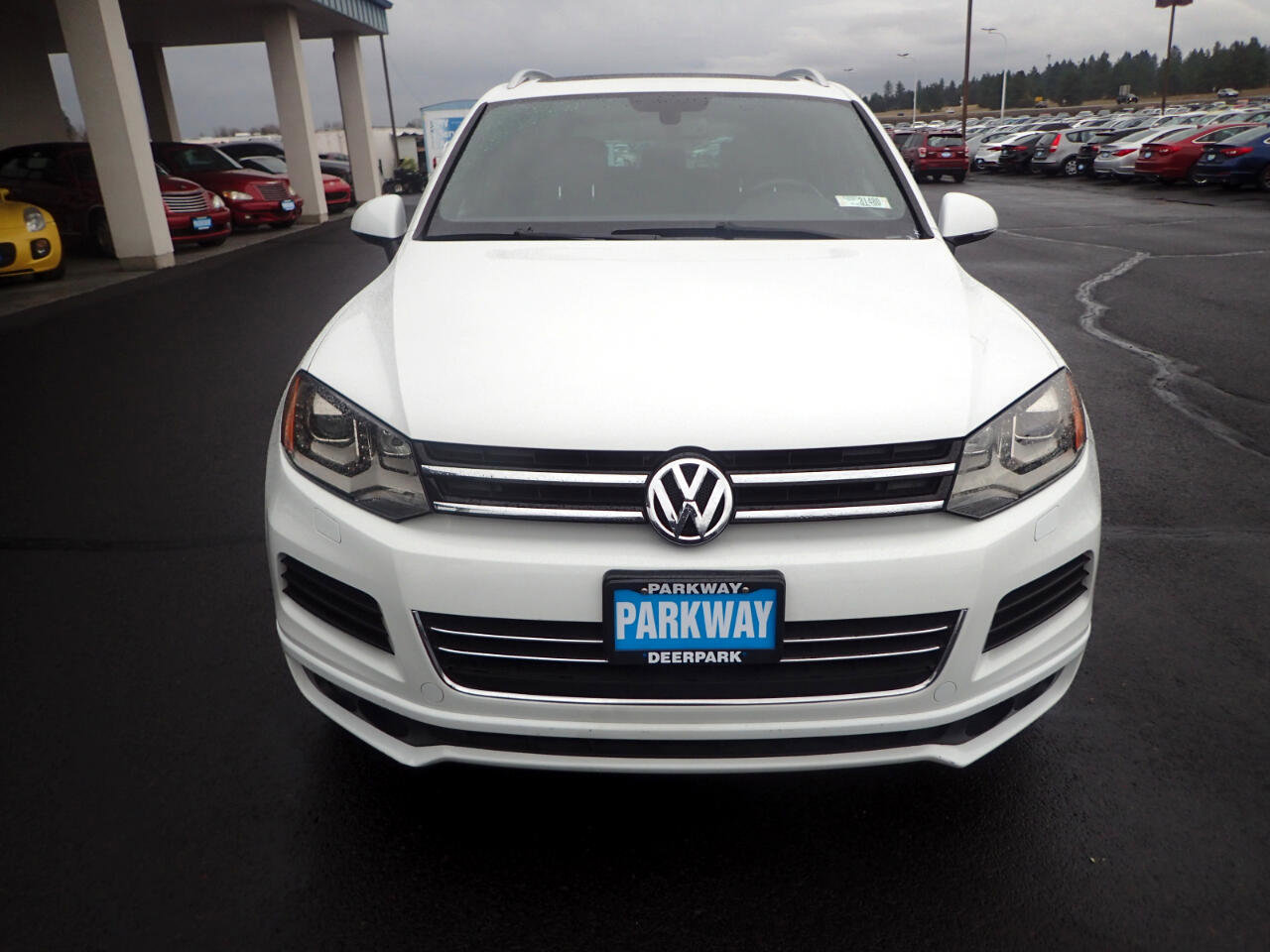 Used 2014 Volkswagen Touareg VR6 image 8