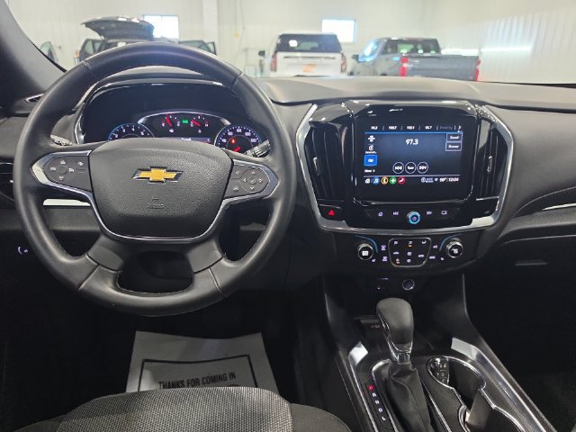 Used 2023 Chevrolet Traverse LT AWD/4WD image 10