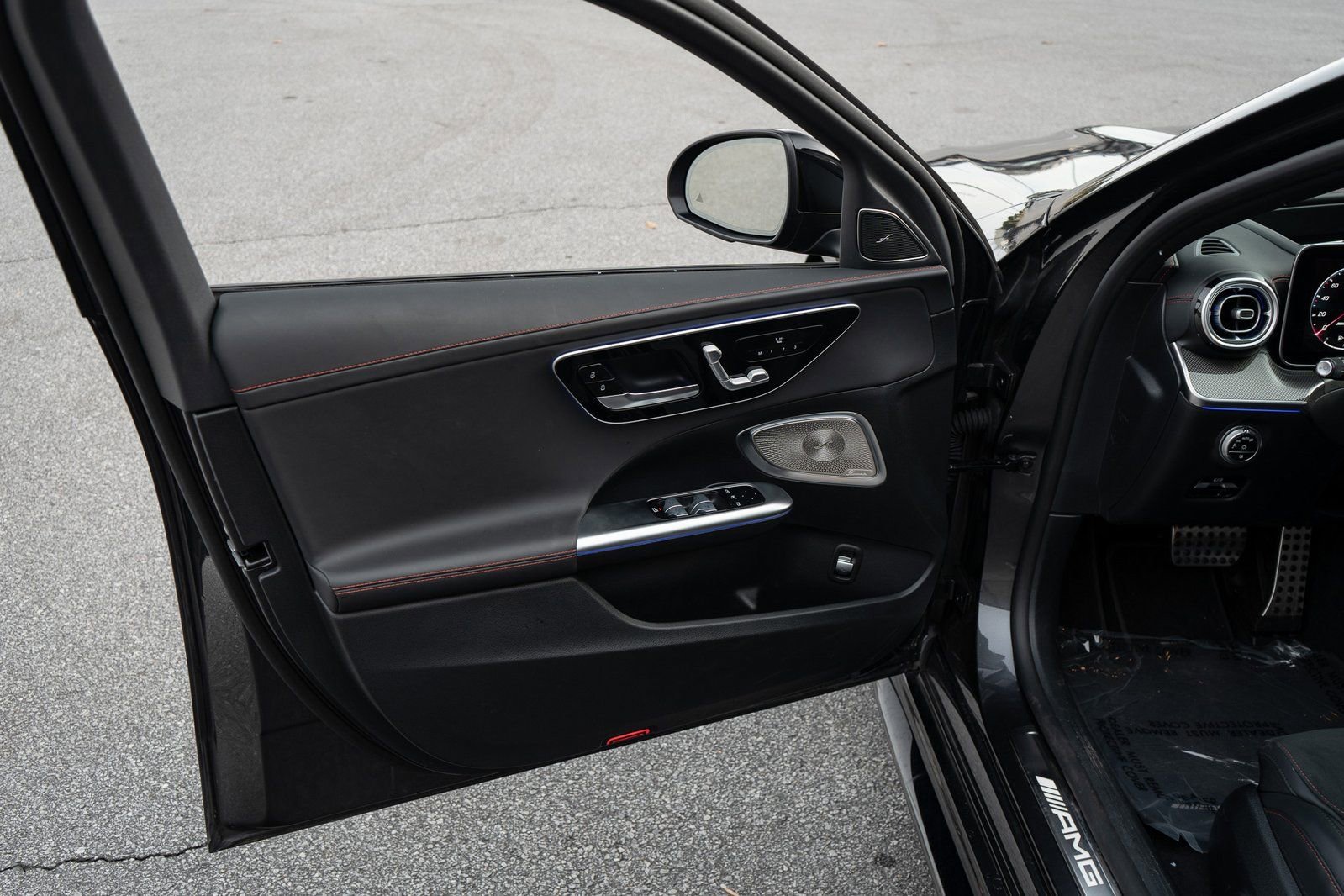 Used 2024 Mercedes-Benz C 43 AMG 4MATIC Sedan image 30