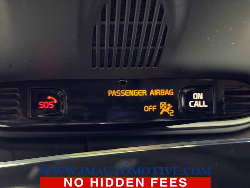 Used 2020 Volvo XC60 T6 Inscription w/ Protection Package image 35