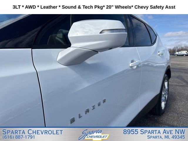 Used 2024 Chevrolet Blazer LT w/ Sound & Technology Package AWD/4WD image 9