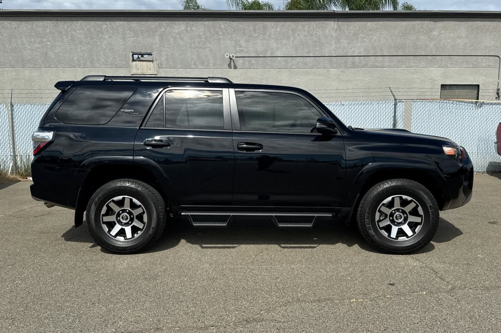 Used 2024 Toyota 4Runner TRD Off-Road Premium w/ Moonroof Package AWD/4WD image 6