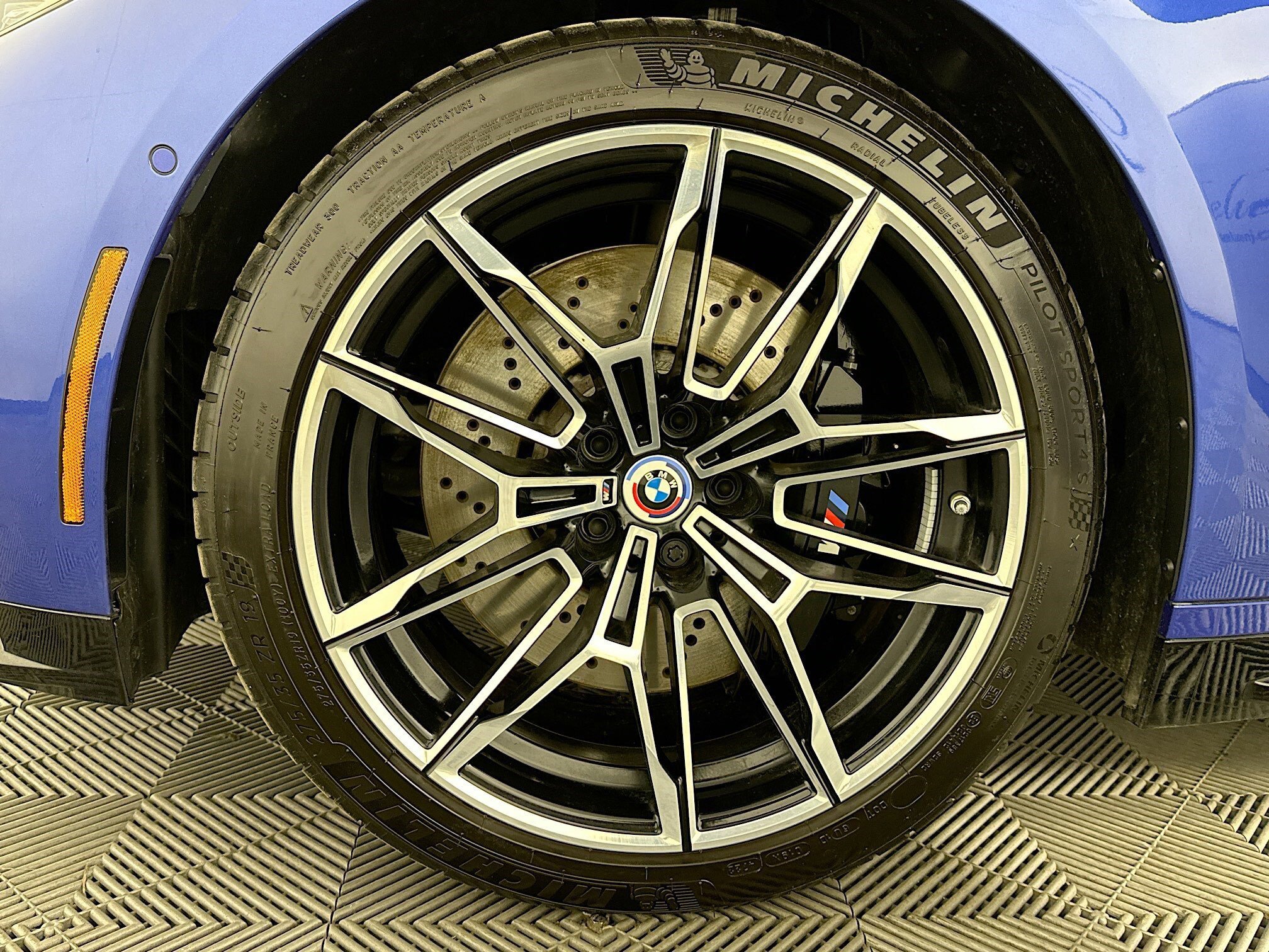 Used 2023 BMW M4 Coupe w/ Executive Package image 33